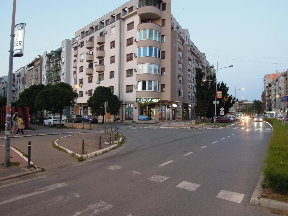 Classic Apartment Novi Sad Buitenkant foto